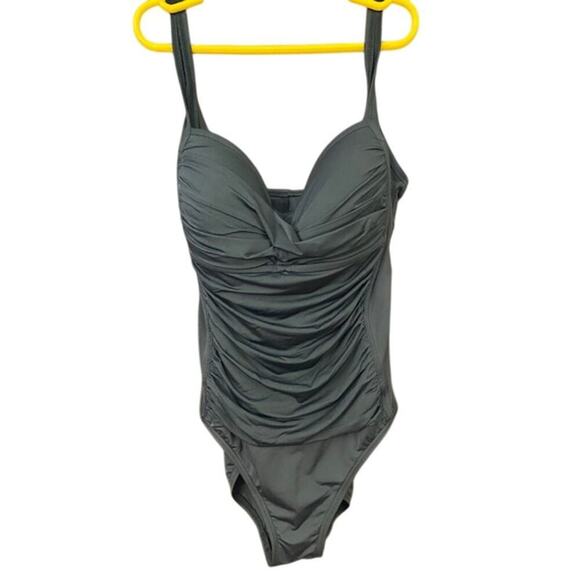 La Blanca Black Swimsuit Ruched Crossed Bandeau Wire-Free Size 8 - Picture 1 of 5